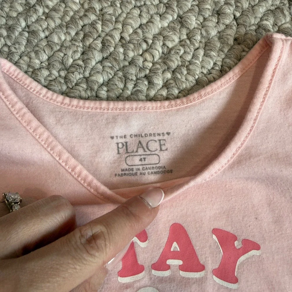 The Childrens Place Girls Pink Stay Wild Tank‎ Top and Floral Shorts Set Size 4T